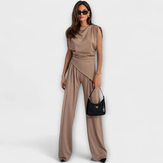 Sofia – Asymmetrisches Set mit drapierten Schultern