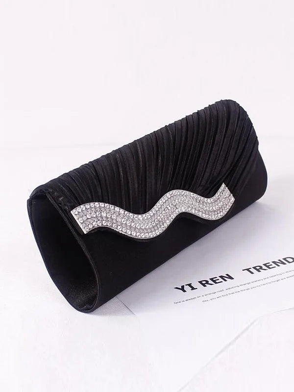 Falten-Diamond-Clutch