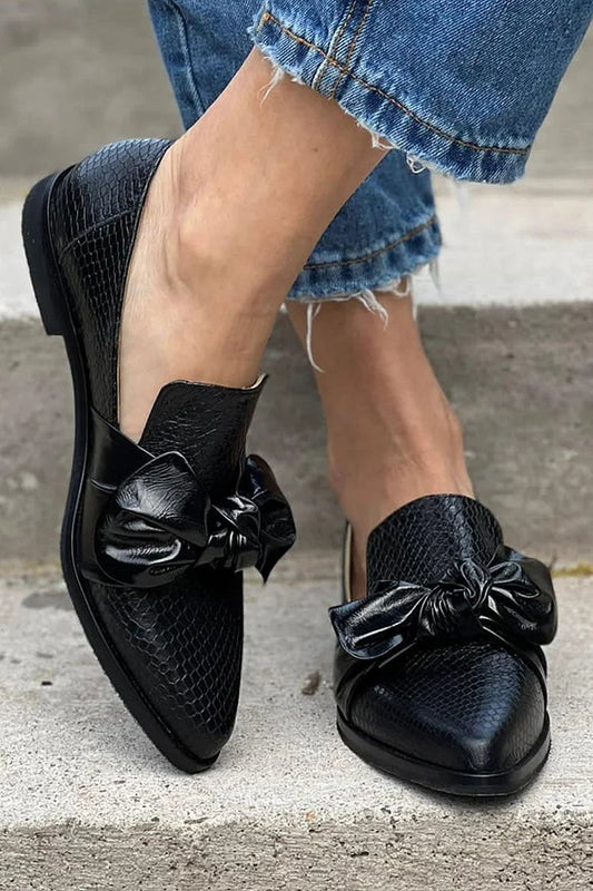 Zwarte Loafer met Glanzende Strik
