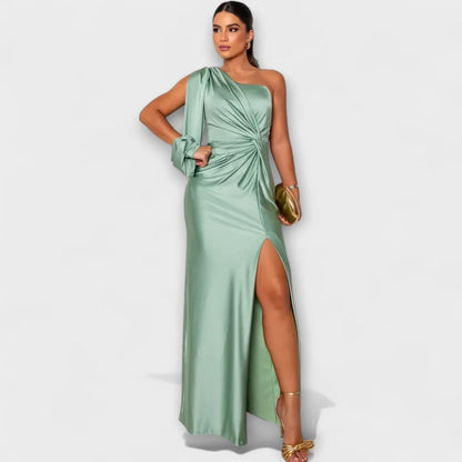 Elisa – Elegantes Kleid mit raffinierter Anziehungskraft
