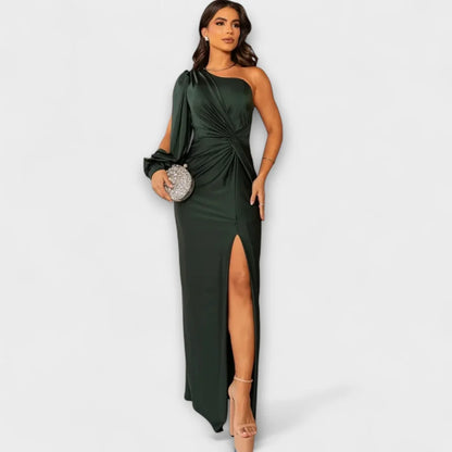 Elisa – Elegantes Kleid mit raffinierter Anziehungskraft