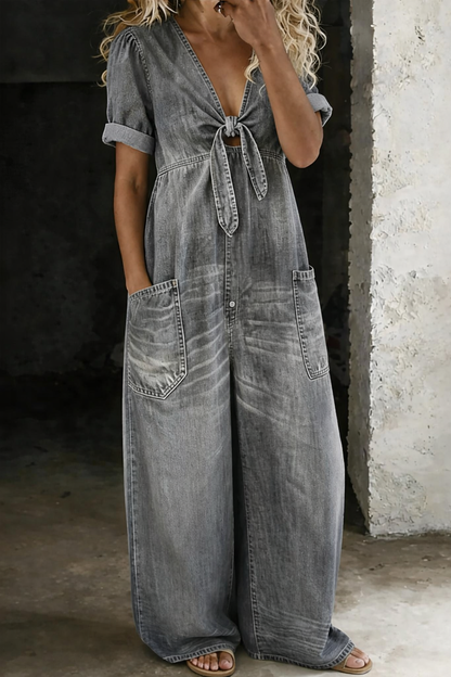 Maya | Jumpsuit met V-hals en korte mouwen