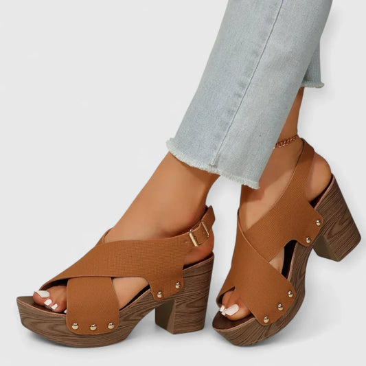 Leonora | Komfortabler Chic für jeden Tag