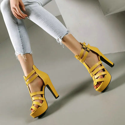 Lacey Strapped Plateau-Absatzschuhe