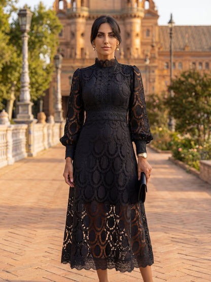 Capricorne | Robe en dentelle