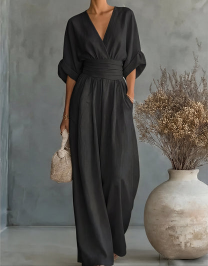 Daniella | Elegante jumpsuit met V-hals en wijde pijpen