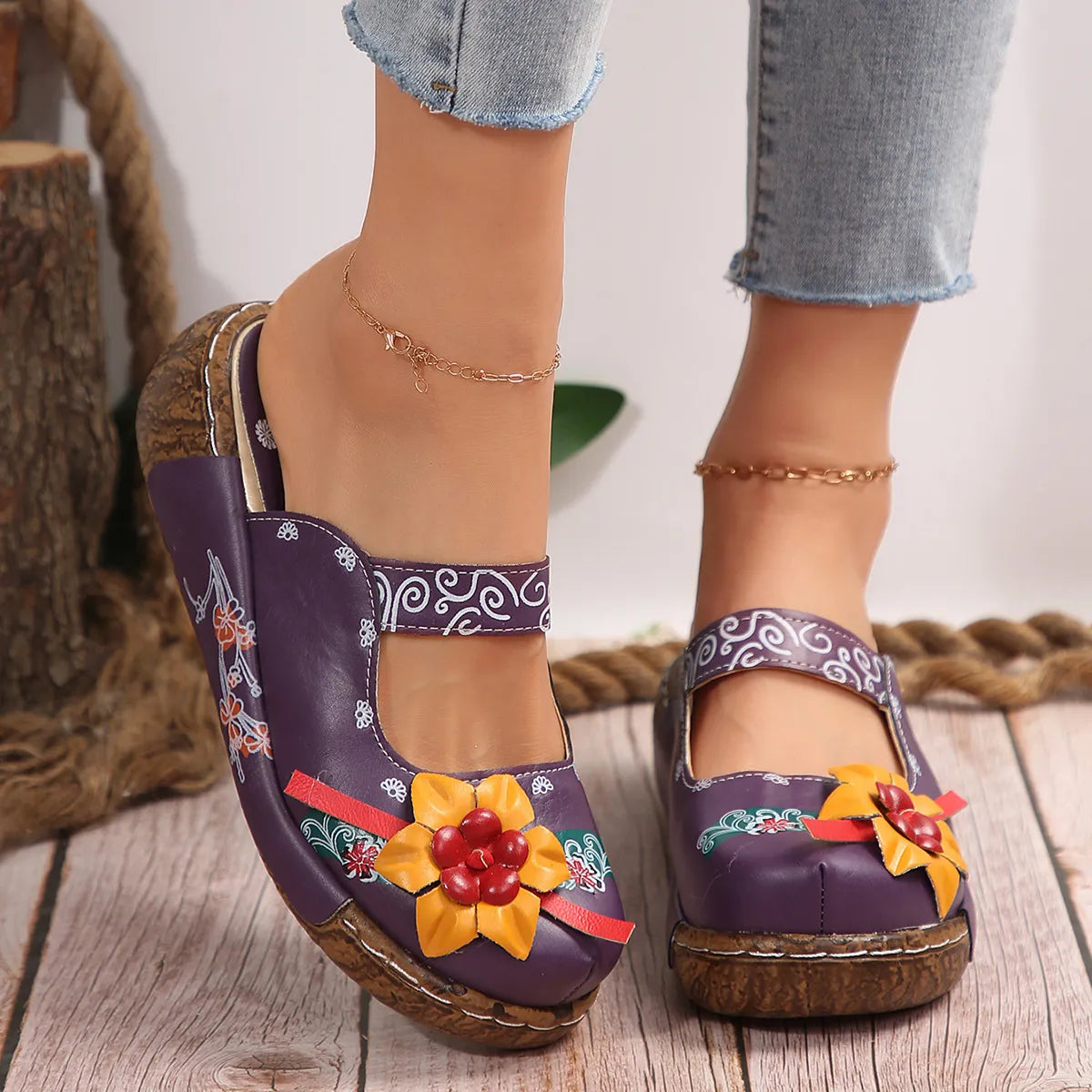 Ellie | Handgemaakte bohemien bloemenslippers