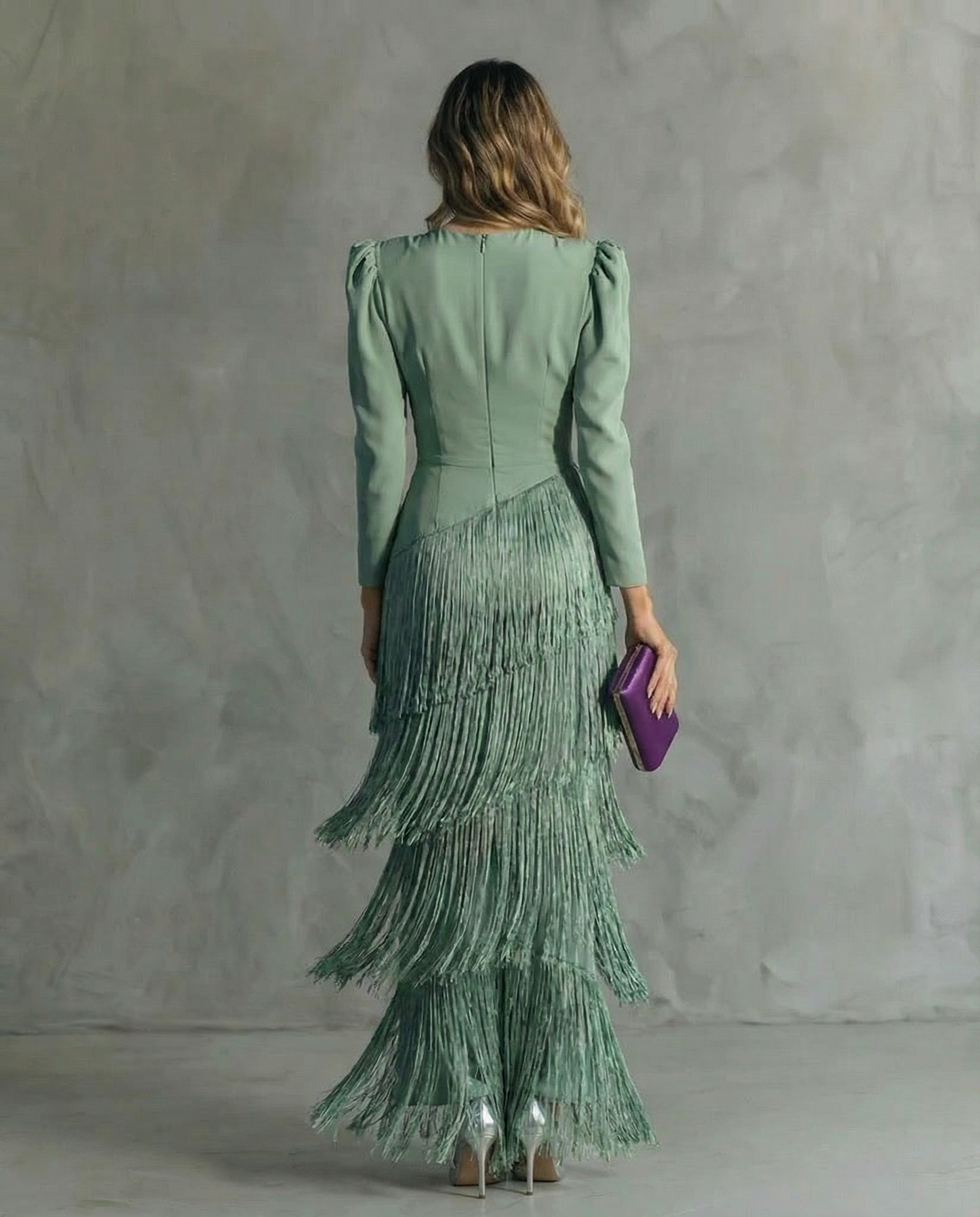 Alessia - Elegante midijurk met franjes aan de mouwen