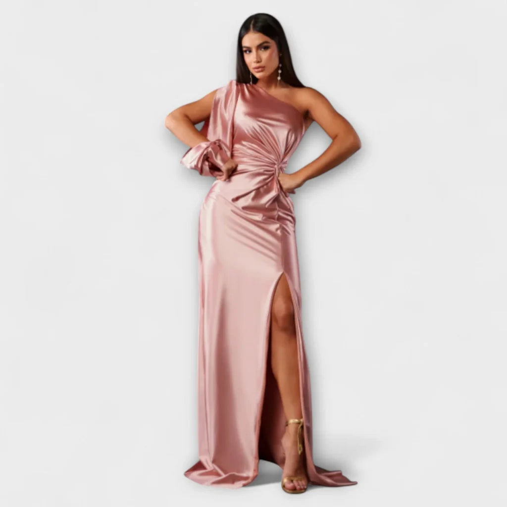 Elisa – Elegantes Kleid mit raffinierter Anziehungskraft