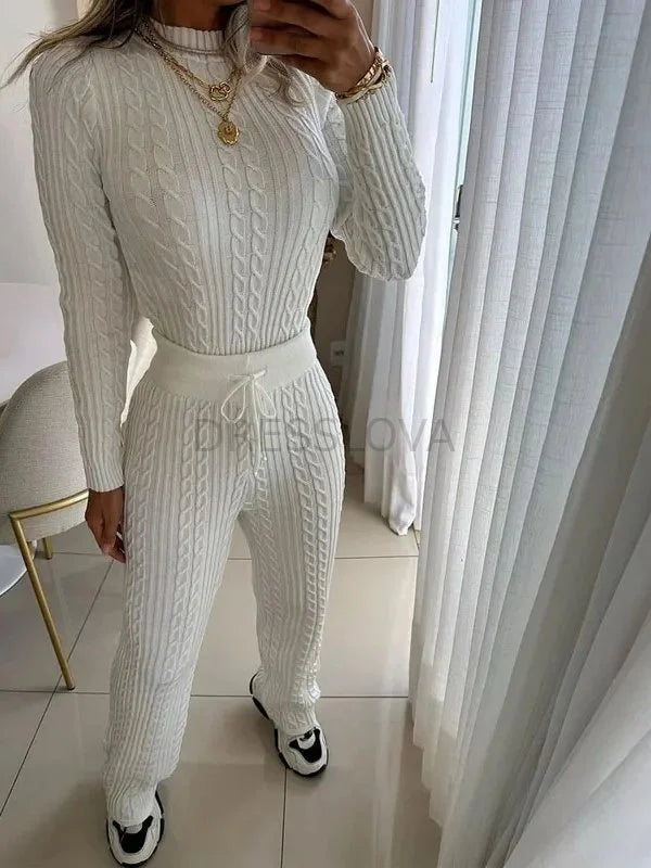 Chanel Style figurbetonter, bequemer Strickpullover-Set