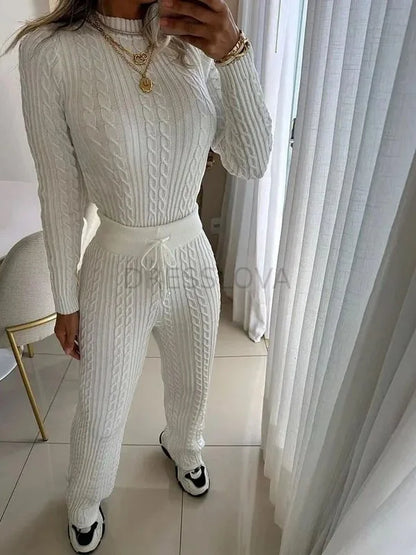 Chanel Style figurbetonter, bequemer Strickpullover-Set