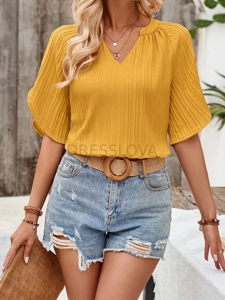 Slim-Fit-Cutout-Oberteile